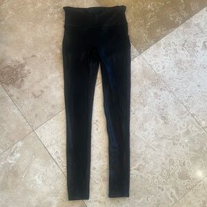 Spanx Faux Leather Leggings Size Small